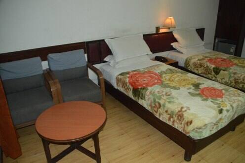 Hotel Jewels, Jammu 4